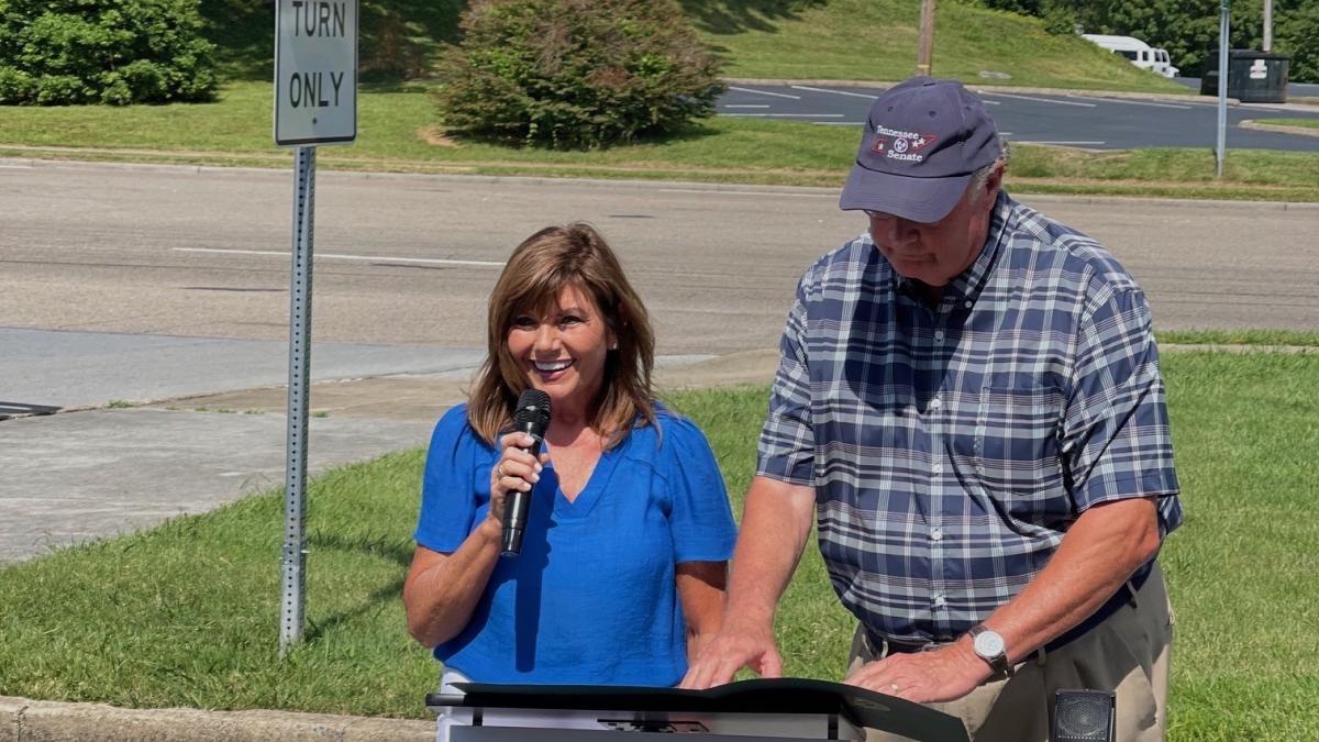 sign unveiling